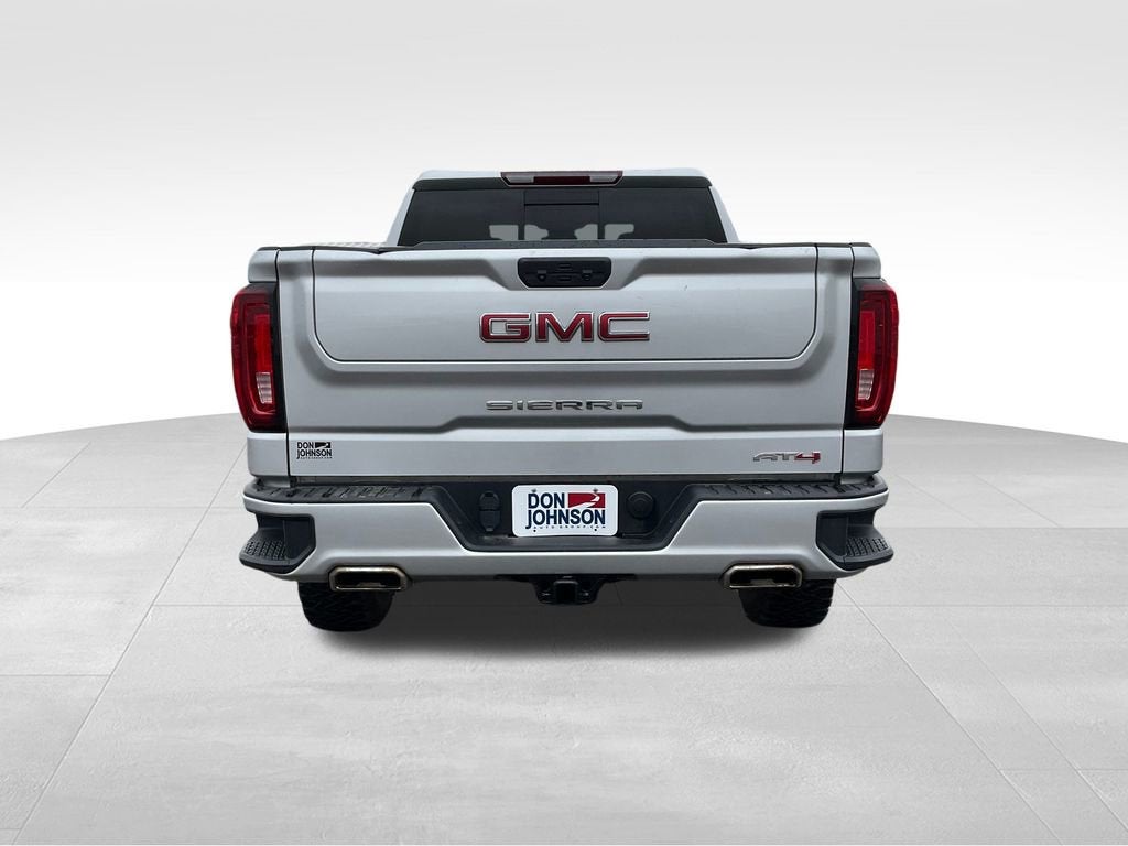 2022 GMC Sierra 1500 AT4