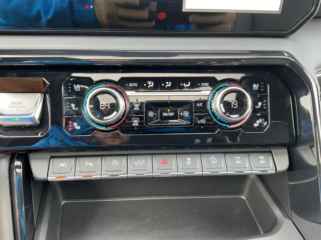 2025 GMC Sierra 1500 AT4X