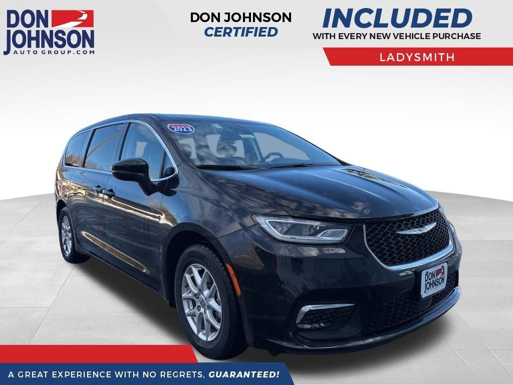 2023 Chrysler Pacifica Touring L