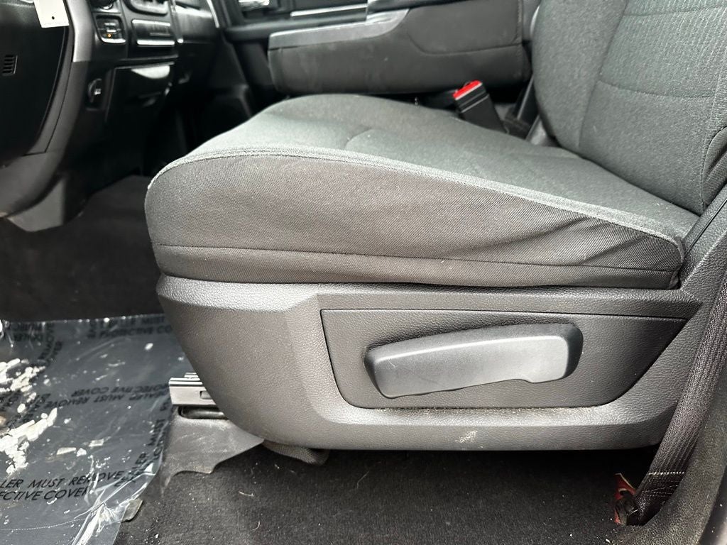 2024 RAM 1500 Classic Warlock Crew Cab 4x4 5'7' Box