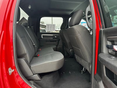 2024 RAM 1500 Classic Warlock Crew Cab 4x4 5'7' Box