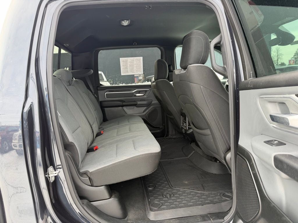 2021 RAM 1500 Big Horn Crew Cab 4x4 5'7' Box