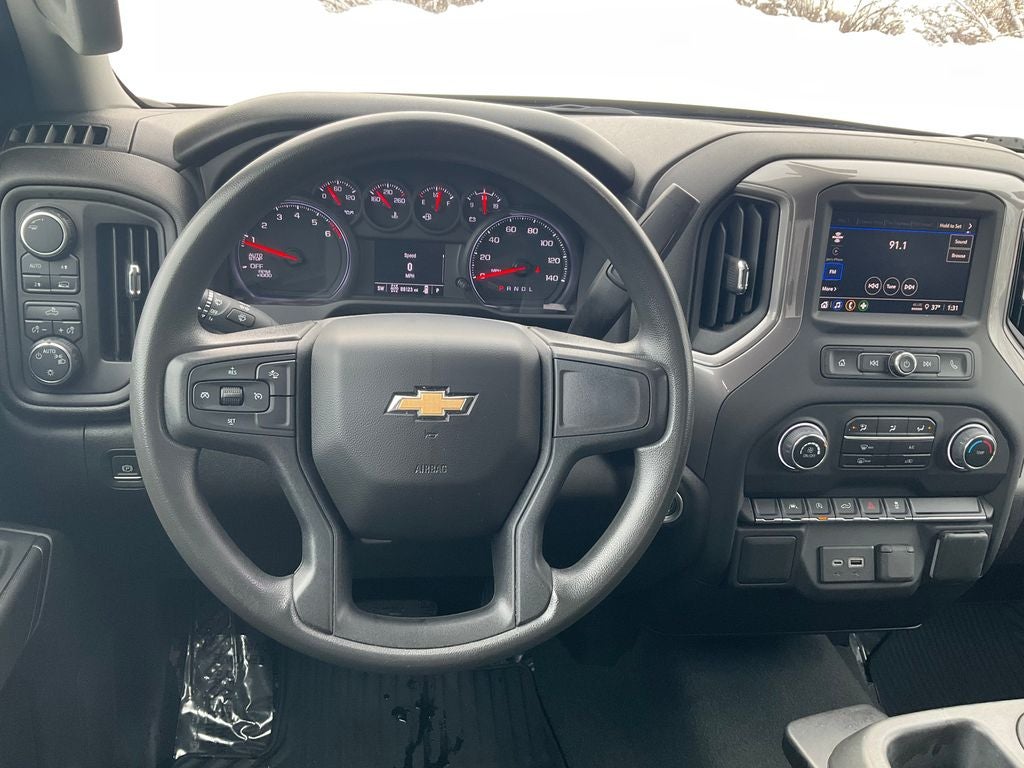 2023 Chevrolet Silverado 1500 4WD Crew Cab Short Bed Custom