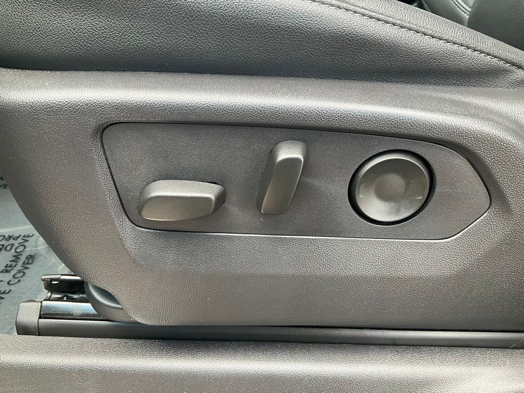 2024 GMC Sierra 1500 4WD Crew Cab Short Box SLT