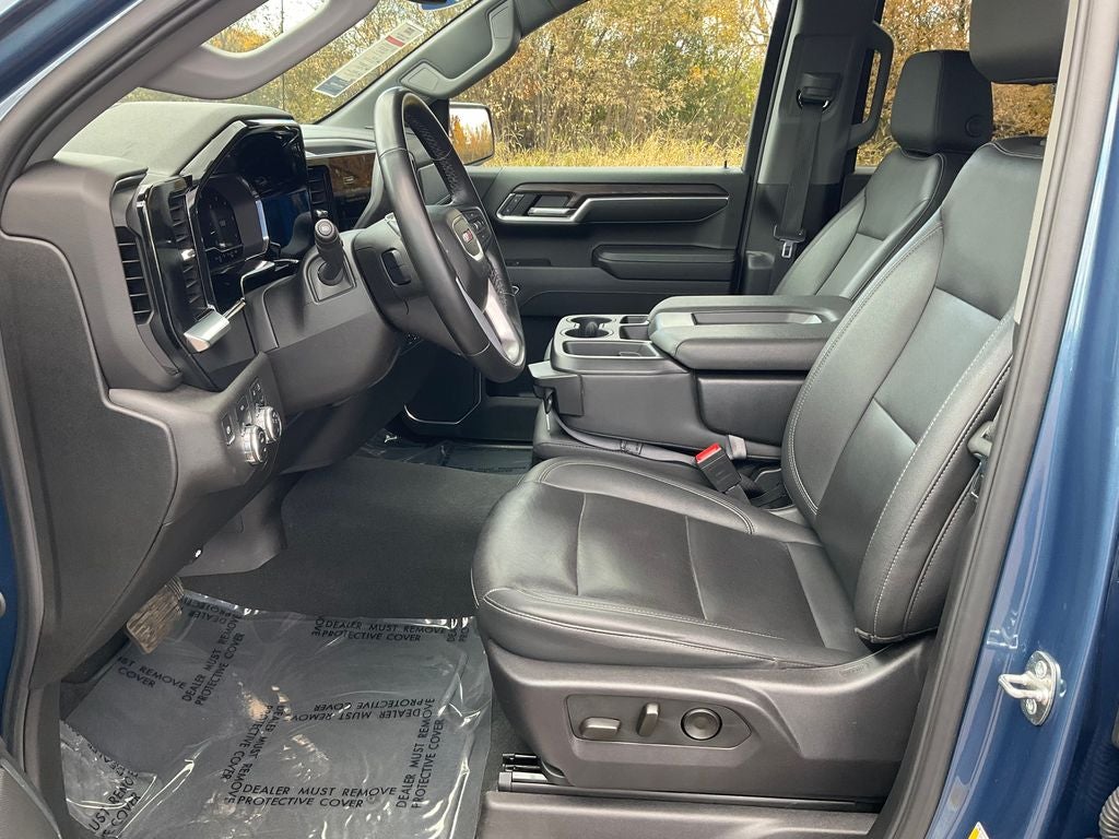 2024 GMC Sierra 1500 4WD Crew Cab Short Box SLT